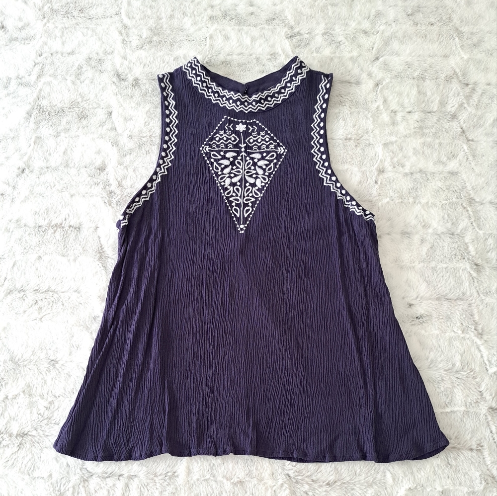 Love Fire blue white sleeveless lightweight top. Size M.